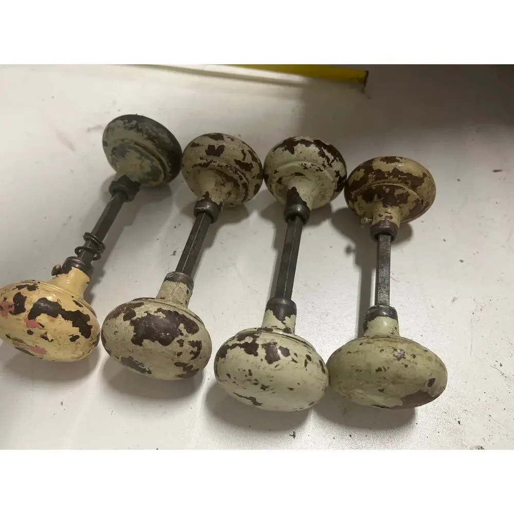 Antique Vintage Set Of 4 Metal Door Knobs Farmhouse Rustic White Decor